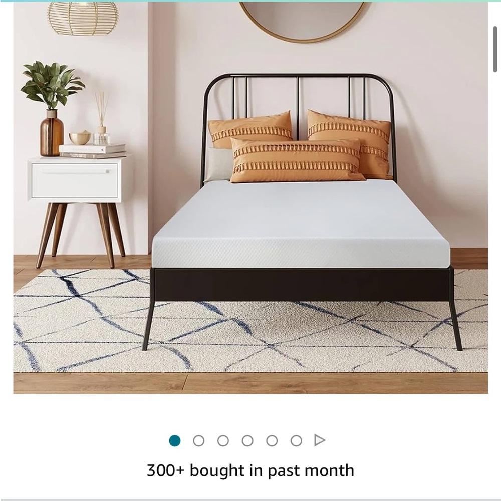 Memory form mattress / almost new one